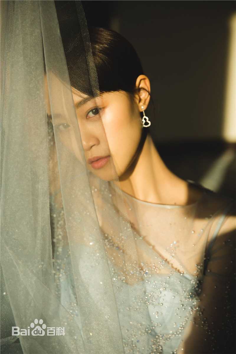 蓝盈莹(Lyric)第8届澳门国际电影电视节最佳女配角奖前后照片