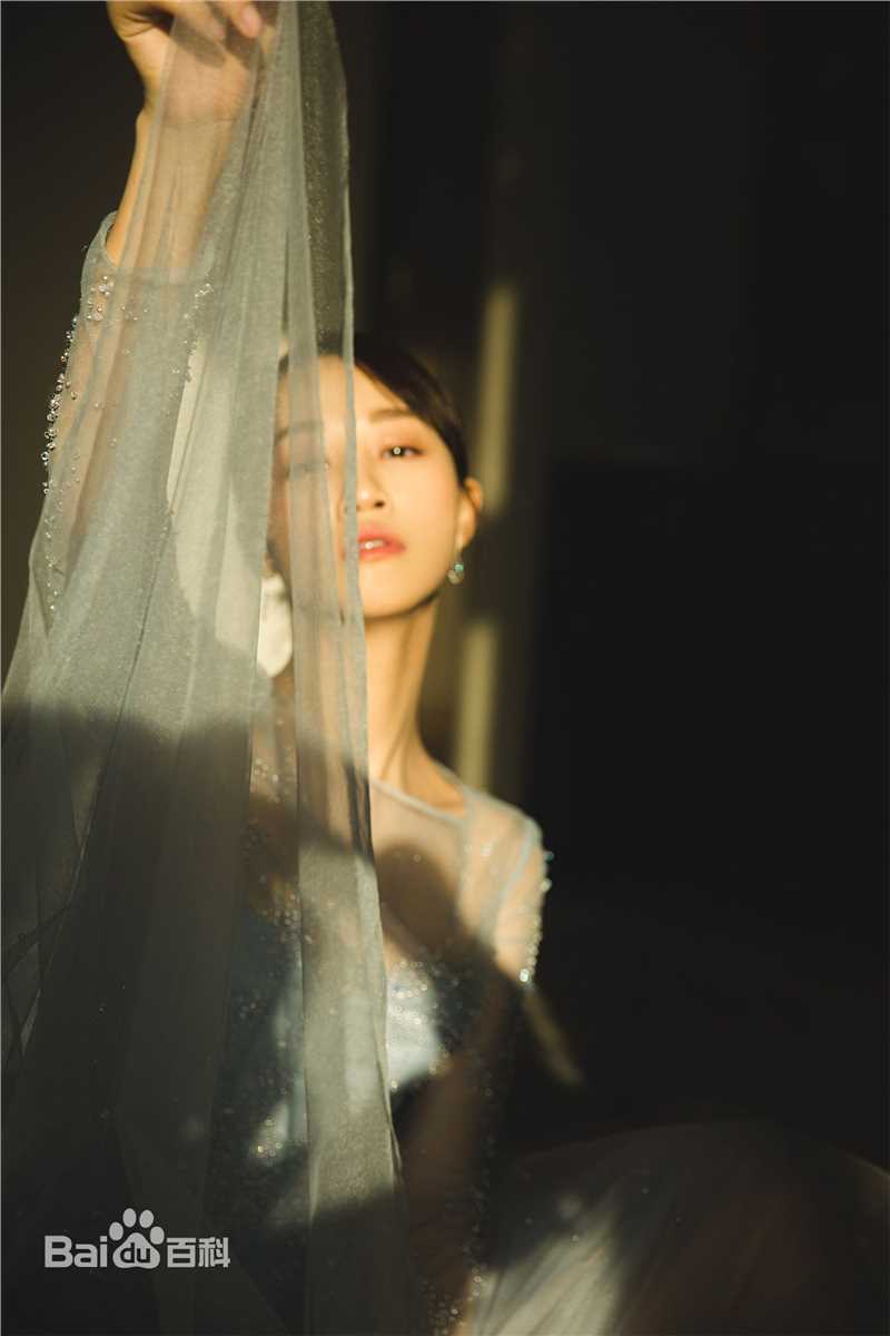 蓝盈莹(Lyric)第8届澳门国际电影电视节最佳女配角奖前后照片