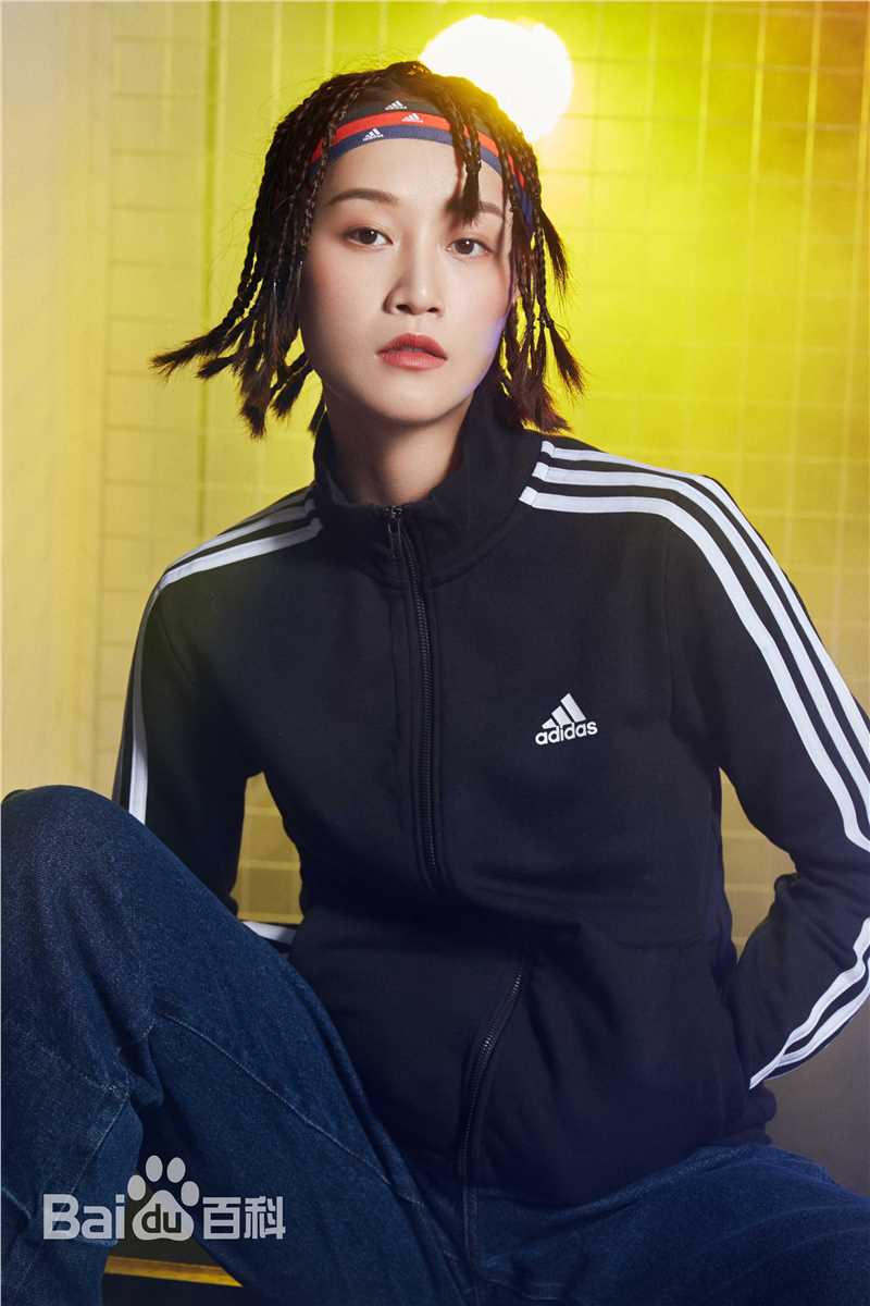蓝盈莹(Lyric)×adidas图片图集