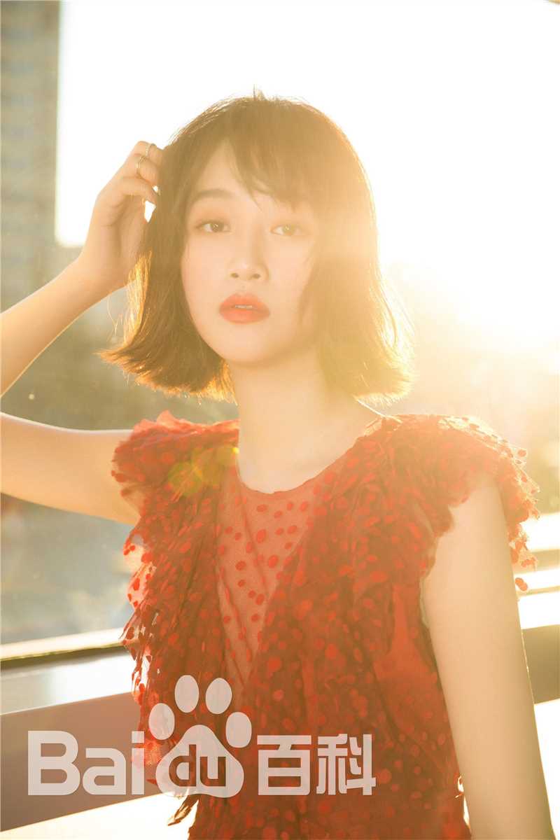 蓝盈莹(Lyric)兴趣部落心赏之夜年度心赏最佳屏幕表现壁纸壁纸