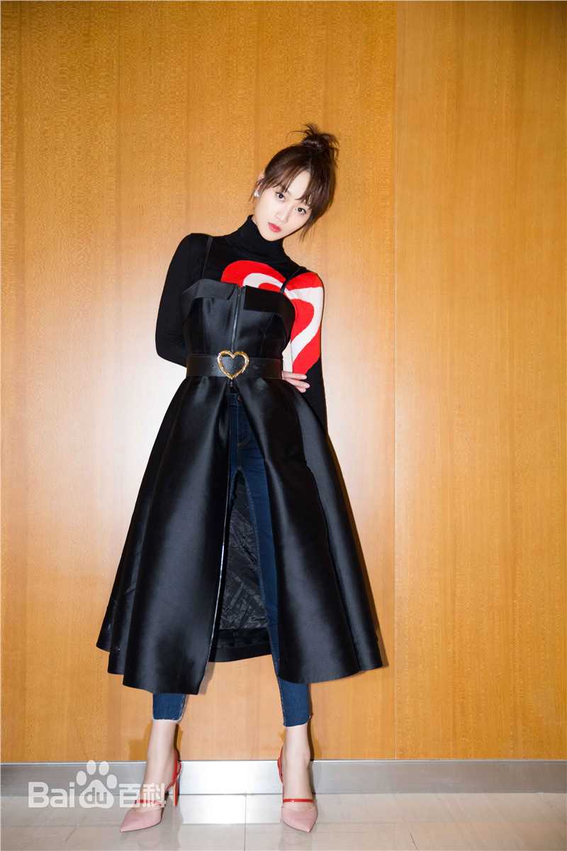 蓝盈莹(Lyric)最全个性壁纸