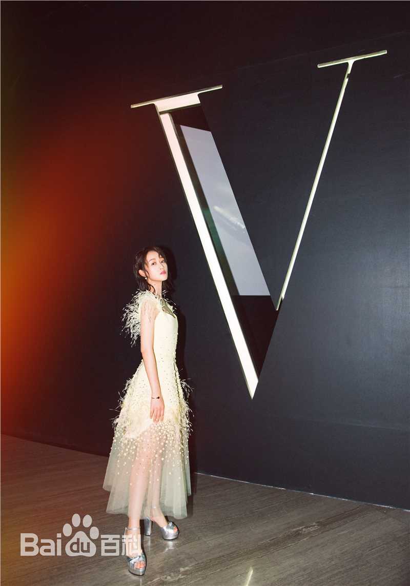 蓝盈莹(Lyric)Vogue Film 时装电影展开幕图册