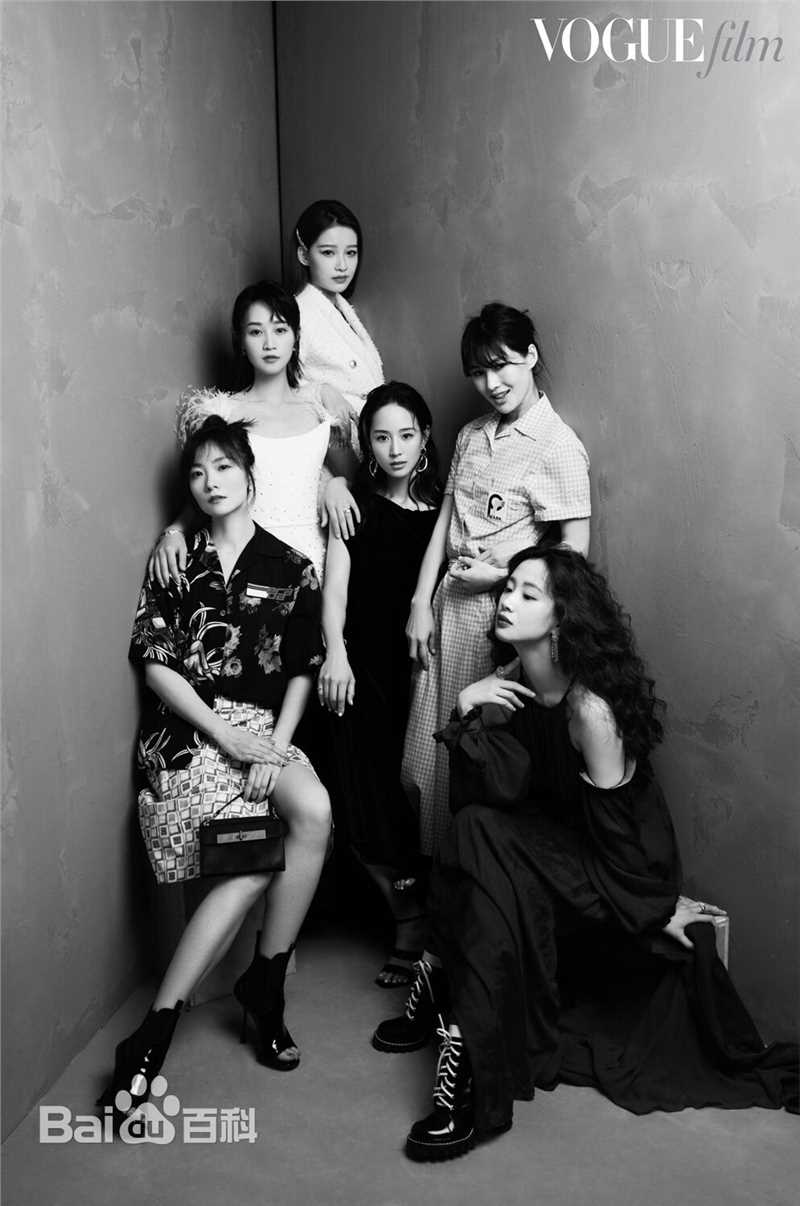 蓝盈莹(Lyric)Vogue Film 时装电影展开幕图册