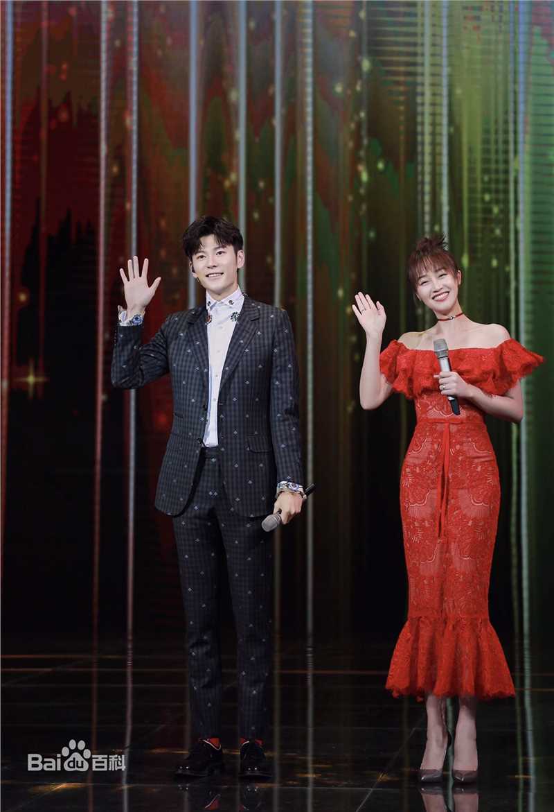 高清蓝盈莹(Lyric)在《春晚倒计时》节目中的图集