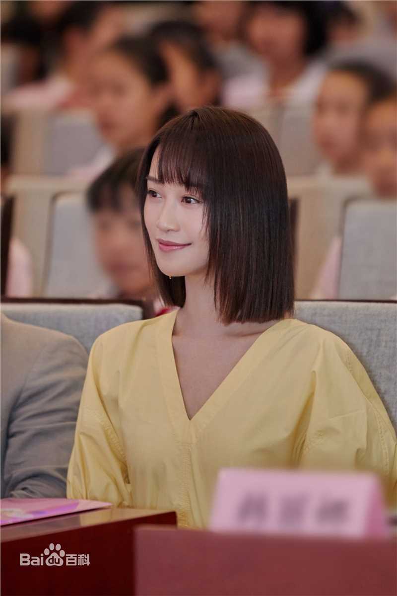 蓝盈莹(Lyric)“春蕾计划”前后照片