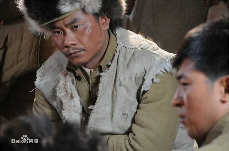 精选王唯在《先遣连》 饰 彭青云中的图册