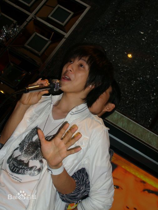 顾人麒(Kenji)生日会前后照片