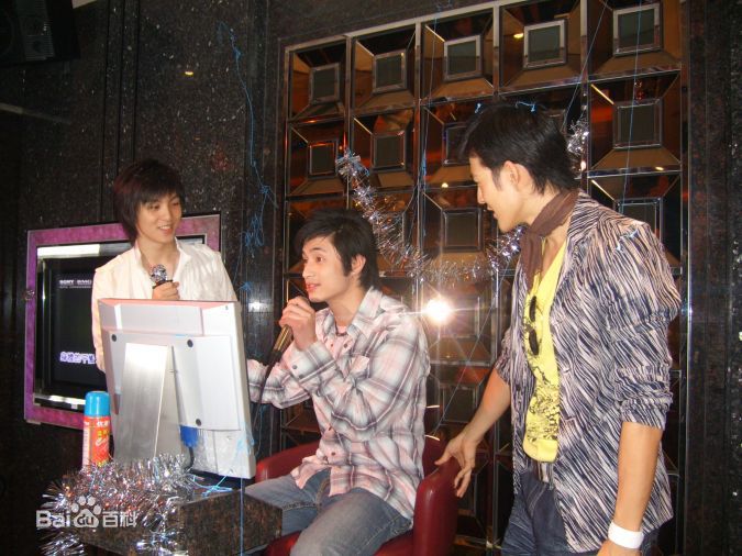 顾人麒(Kenji)生日会前后照片