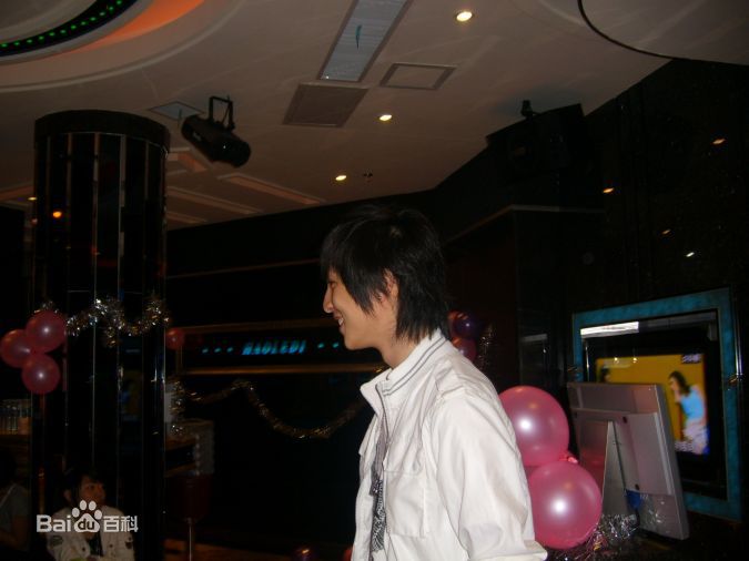 顾人麒(Kenji)生日会前后照片