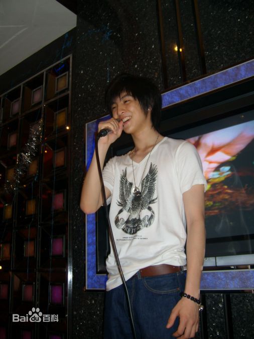 顾人麒(Kenji)生日会前后照片