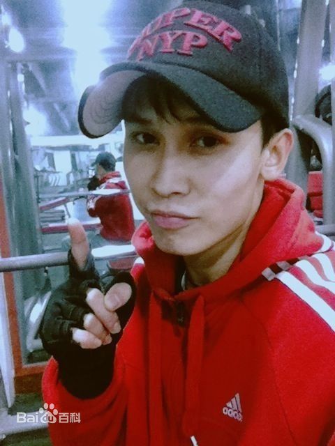 高清吴承轩图片