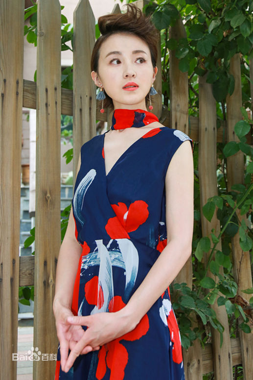 吴婷最新、街拍壁纸