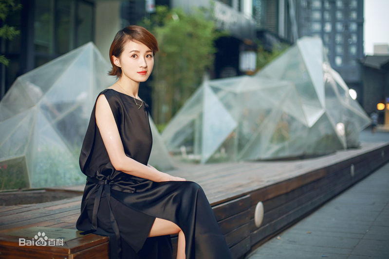 吴婷最新、街拍壁纸