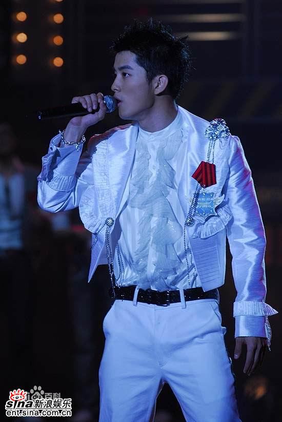 陈奕龙 加油好男儿素颜照壁纸