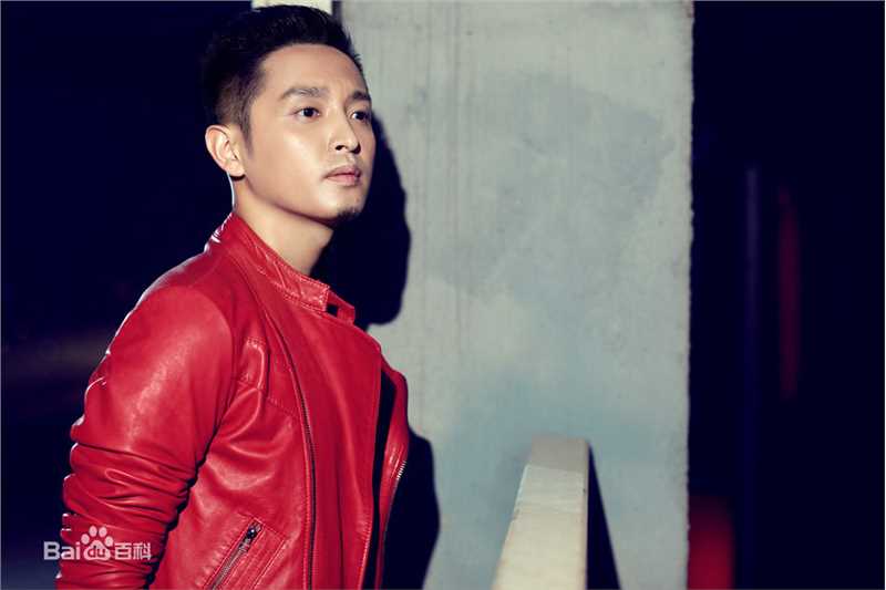 李卓霖最新冉华红衣雅痞壁纸