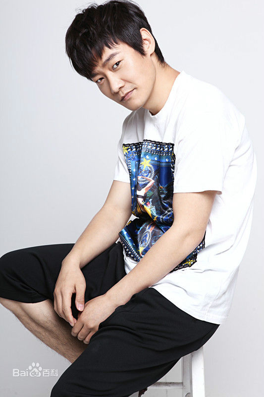 乔鹏樾(Qiao Peng Yue)最新图集