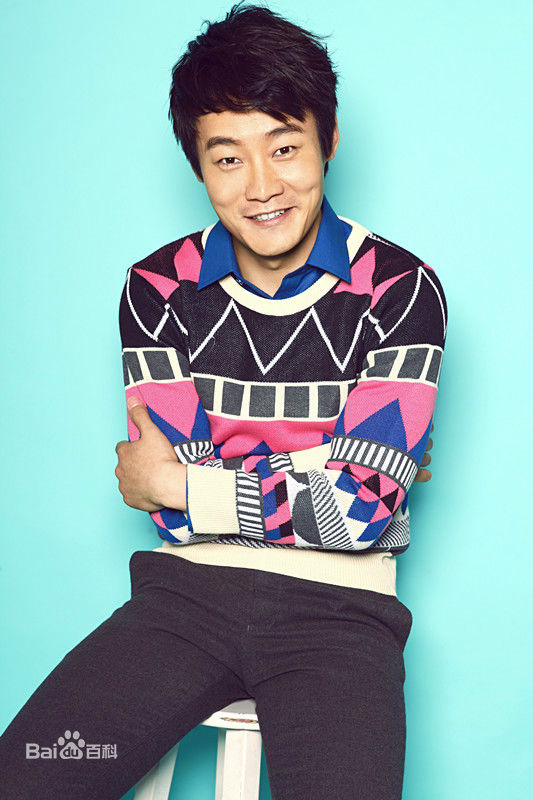 乔鹏樾(Qiao Peng Yue)最新图集