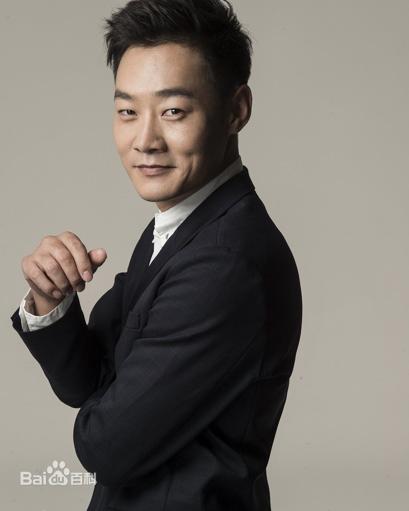 最优质乔鹏樾(Qiao Peng Yue)生活照