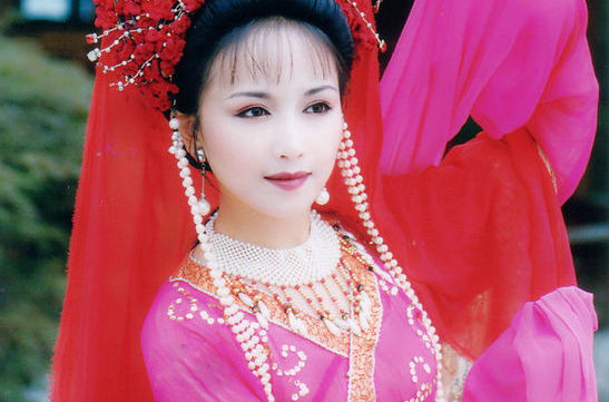 最优质黄依群生活照