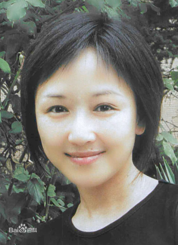 最优质黄依群生活照