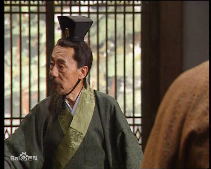 顾岚饰演的荀彧生活照