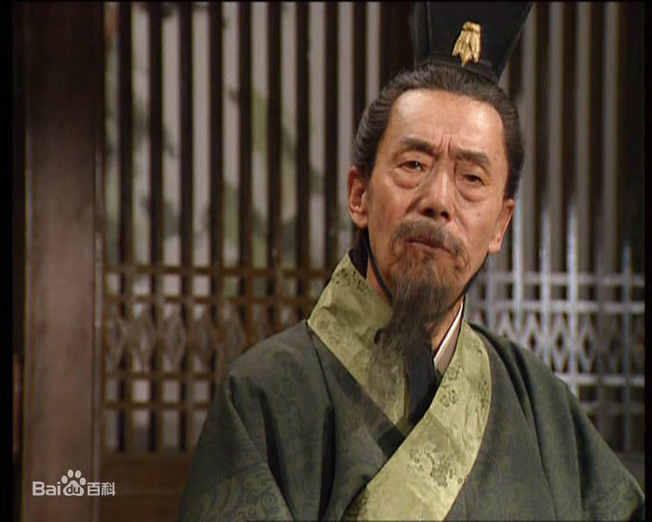 顾岚饰演的荀彧生活照