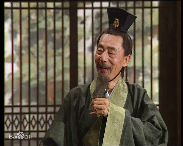 顾岚饰演的荀彧生活照