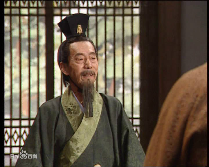 顾岚饰演的荀彧生活照