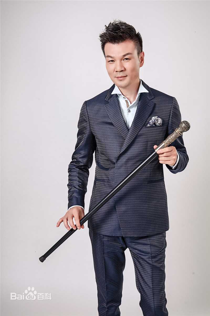 李彬个人照图册