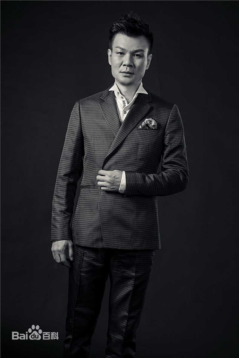 李彬个人照图册