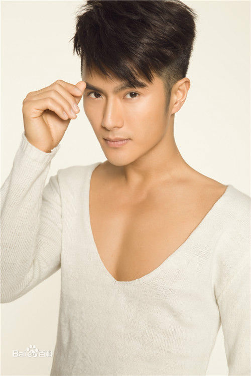 沈泰最新时尚壁纸