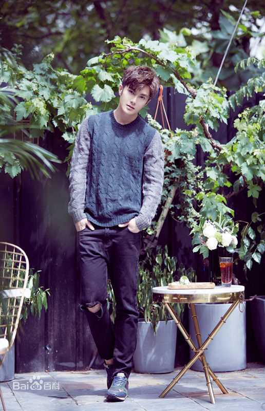 沈泰最新时尚壁纸