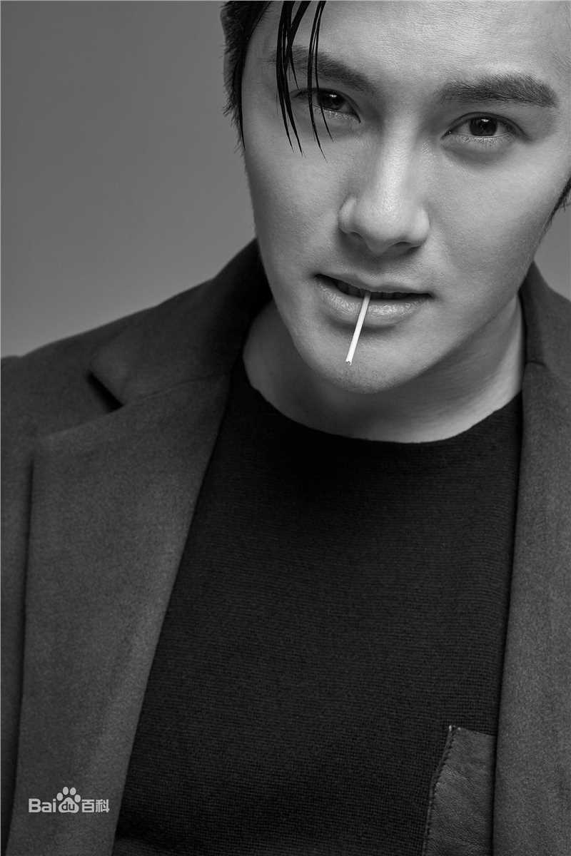 沈泰最新时尚壁纸