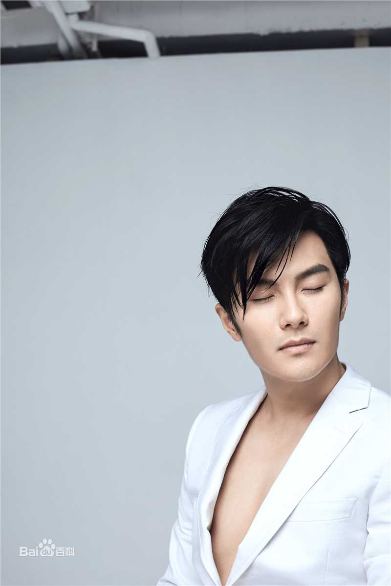 沈泰最新时尚壁纸