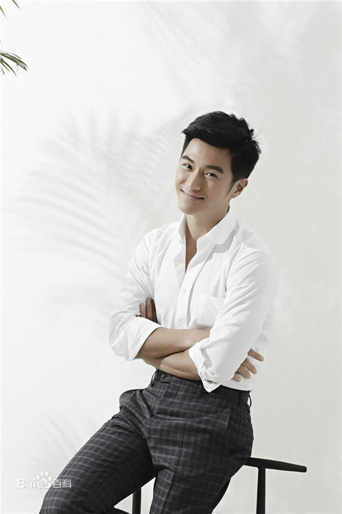 沈泰最新时尚壁纸