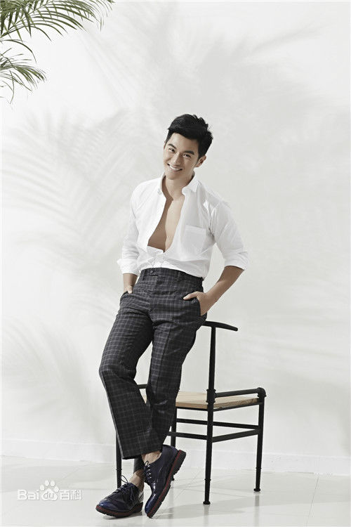 沈泰最新时尚壁纸