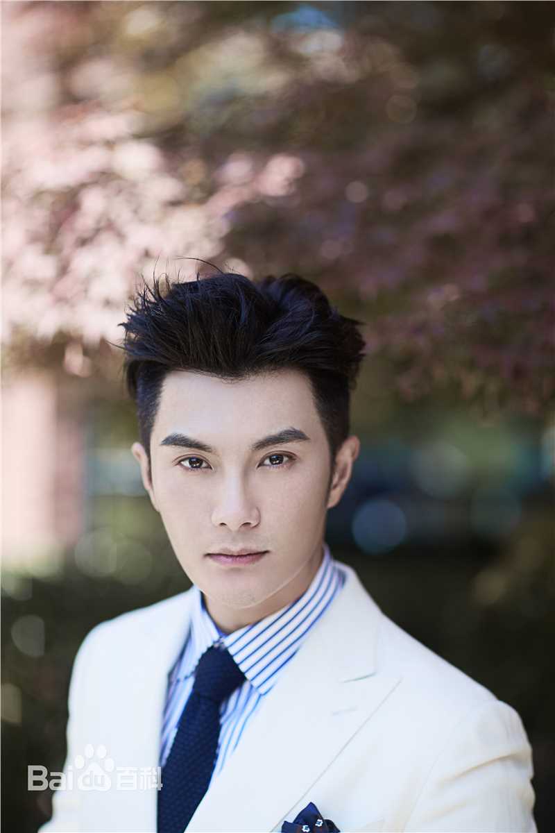 沈泰最新时尚壁纸