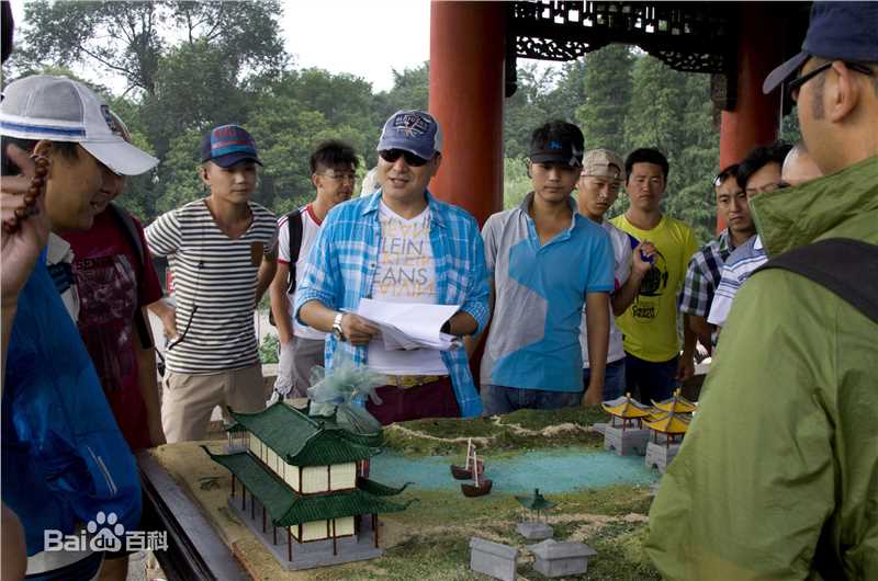 韩晓军现场工作照性感图片图集