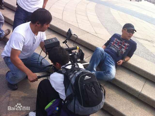 韩晓军现场工作照性感图片图集