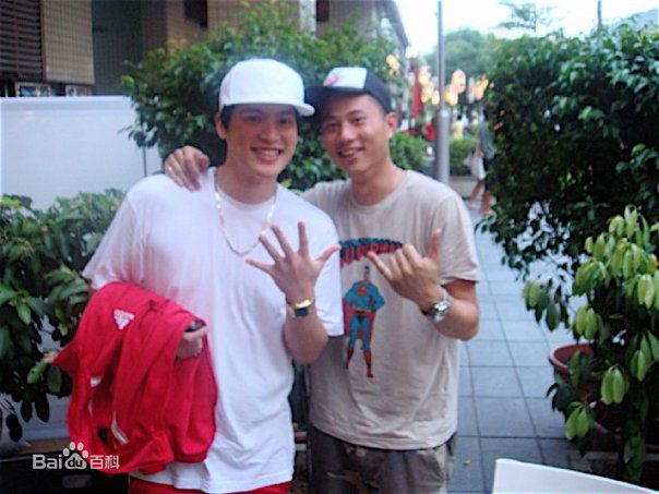 5566许孟哲前后照片