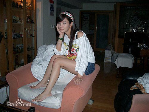 邱琦雯(Clair Chiu)生活照素颜照相册