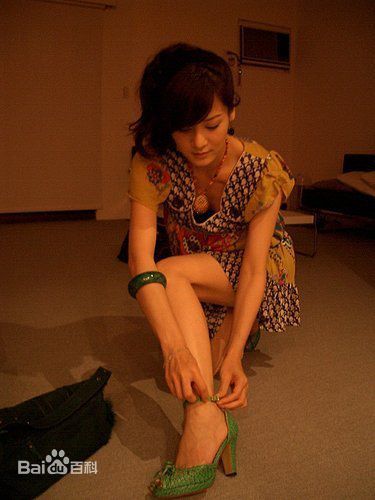 邱琦雯(Clair Chiu)生活照素颜照相册