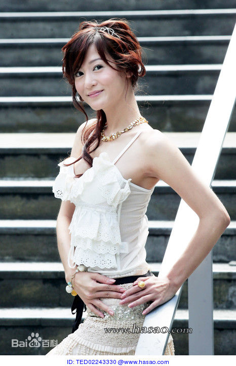 邱琦雯(Clair Chiu)生活照素颜照相册