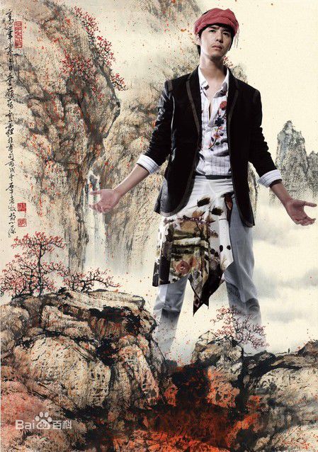 丁春诚(Sphinx Ting)_中国艺术服装生活照