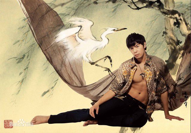 丁春诚(Sphinx Ting)_中国艺术服装生活照