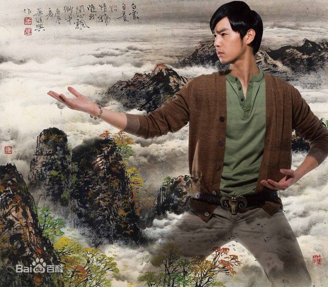 丁春诚(Sphinx Ting)_中国艺术服装生活照