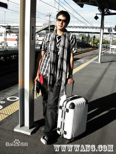 丁春诚(Sphinx Ting)前后照片