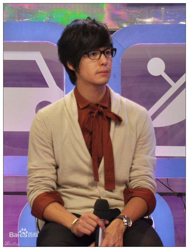 丁春诚(Sphinx Ting)前后照片