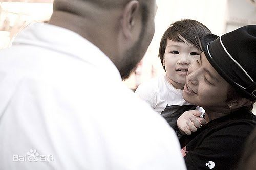 最新黄泰安性感图片