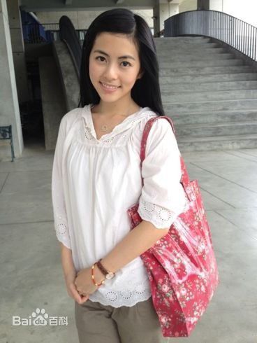 任容萱(Kirsten)容容素颜照相册